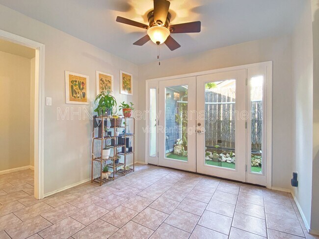 Building Photo - 9609 Woodland Hills