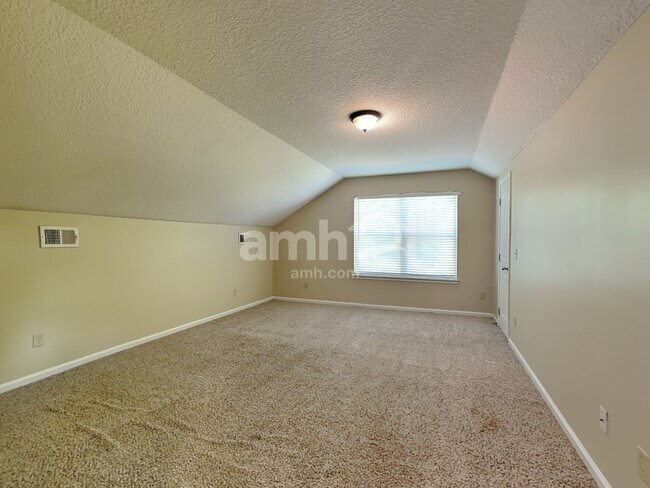 Building Photo - 4228 Eagles View Ln