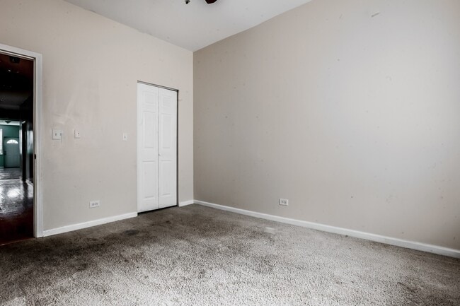 Building Photo - Spacious 4 Bedroom for Rent!