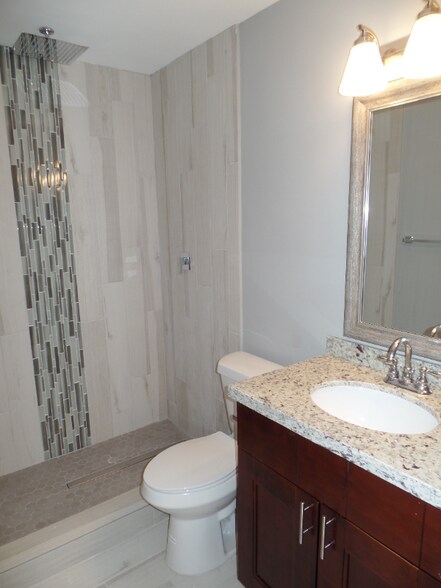 Building Photo - 3417 NW 44th St