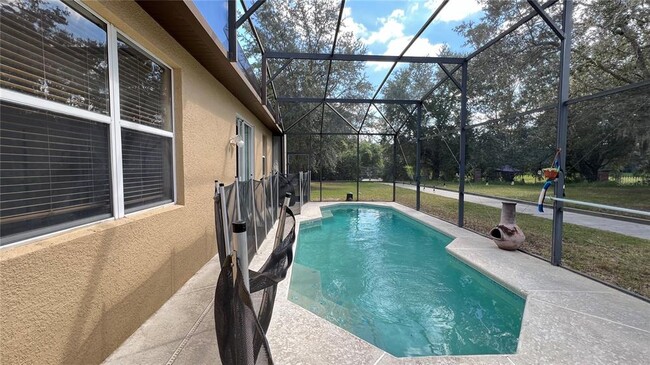 Building Photo - 16904 Sunrise Vista Dr