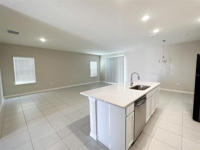 Building Photo - 506 Pawnee Ct