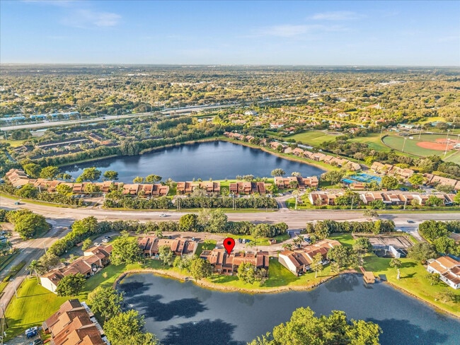 Building Photo - 4182 S Pine Island Rd