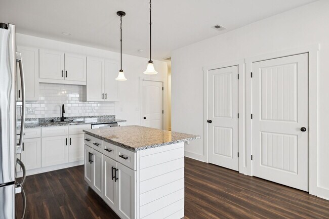 Building Photo - 2183 Nectar Ln