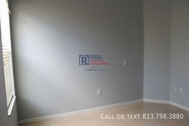 Building Photo - 452 Westchester Hills Ln