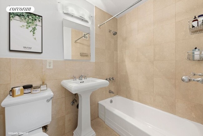 Building Photo - 401 W 56th St