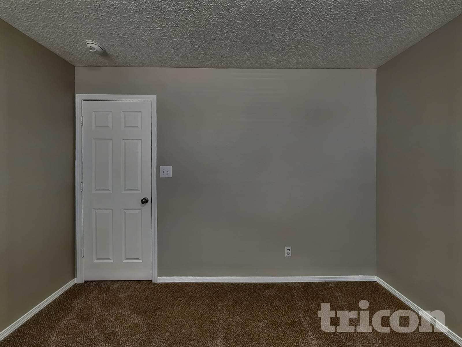 Building Photo - 5208 Clovis Ct NE