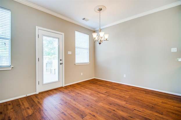 Building Photo - 105 Summerhaze Ct