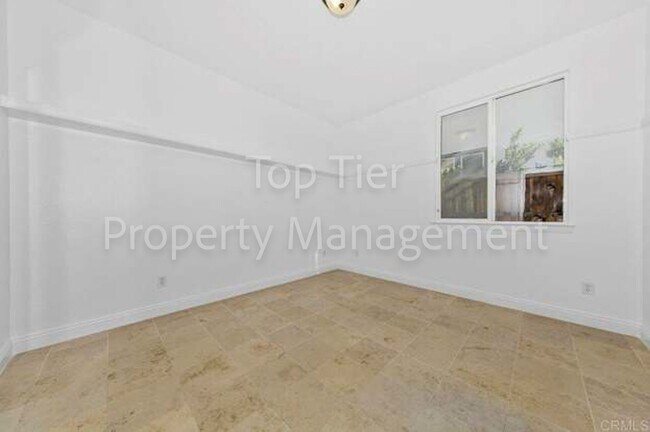 Building Photo - Spectacular 3 Bd + Den/Office, 2.5 Ba, 254...