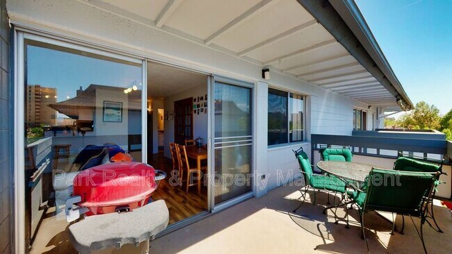 Building Photo - 555 E 10th Ave