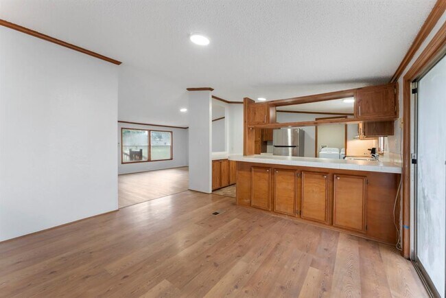 Building Photo - 21629 County Rd 3749