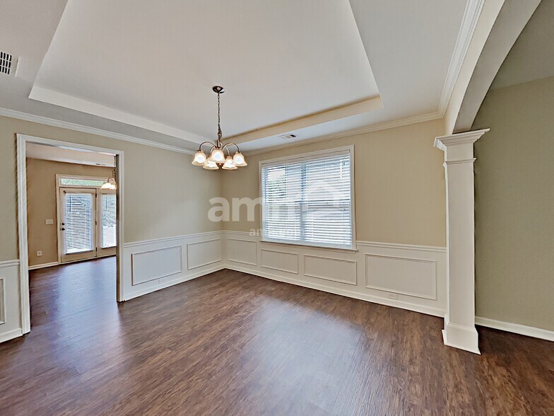 Building Photo - 55 Palisades Dr