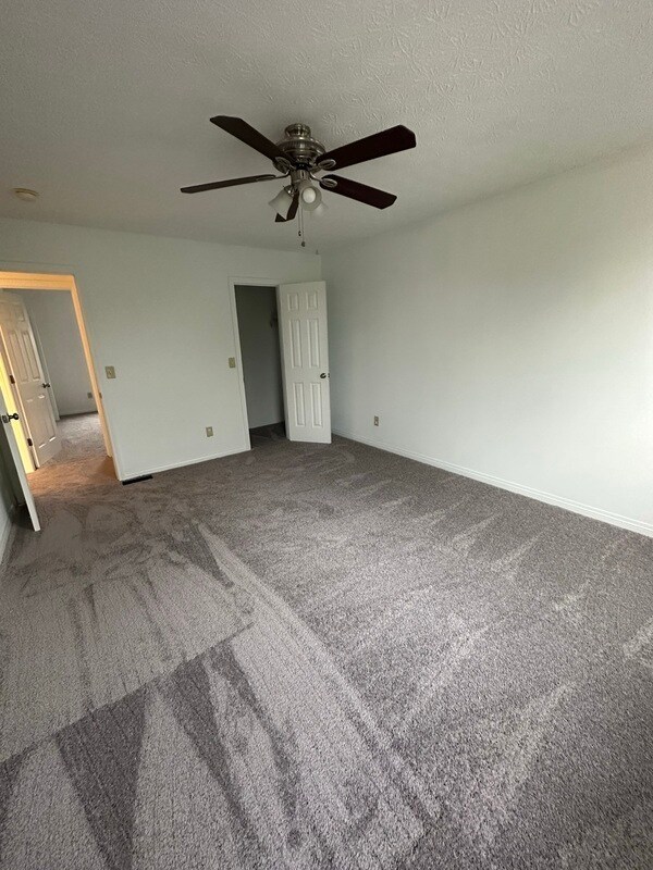 Building Photo - 1767 Damos Way