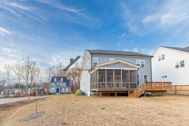 Building Photo - 1121 Crested Jay Dr