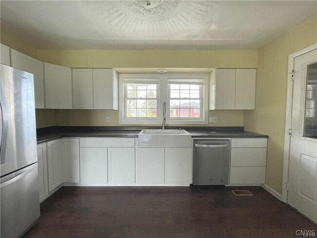 Building Photo - 8612 Peck St