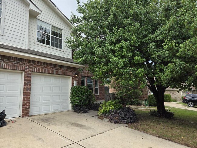 Building Photo - 607 Meadow View Dr