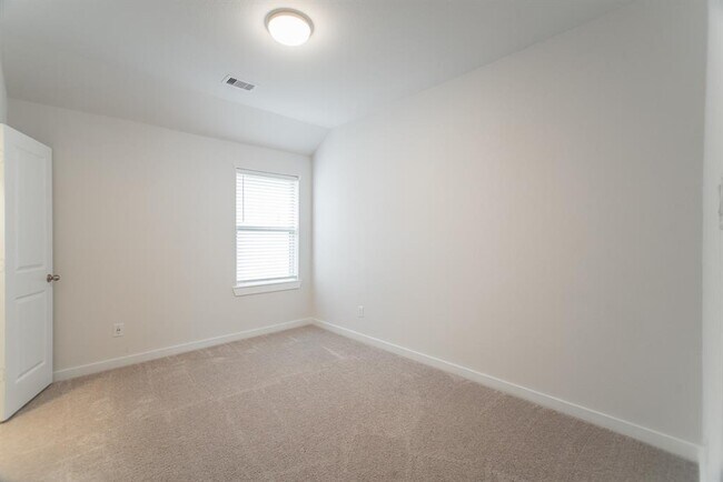 Building Photo - 7397 Mount Greylock Lp