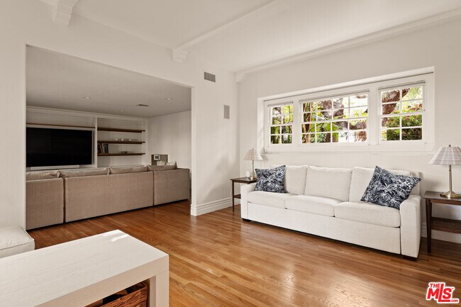Building Photo - 10834 Portofino Pl