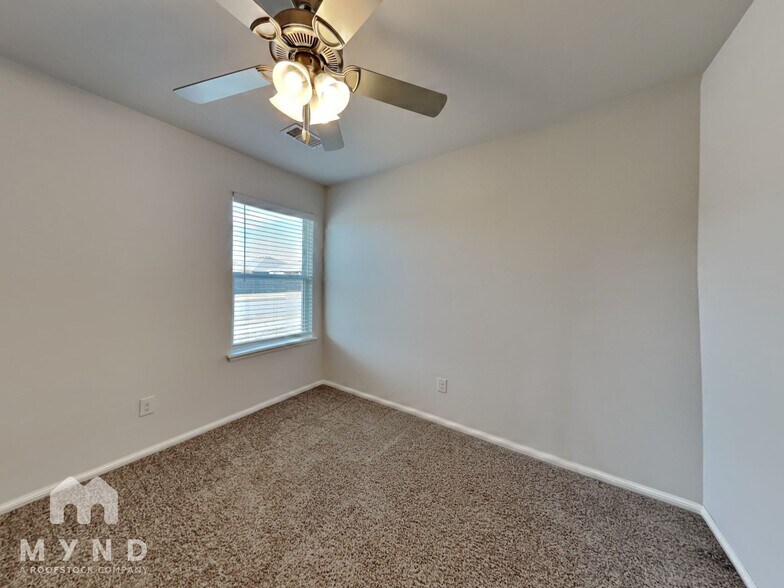 Building Photo - 10625 NW 20th St