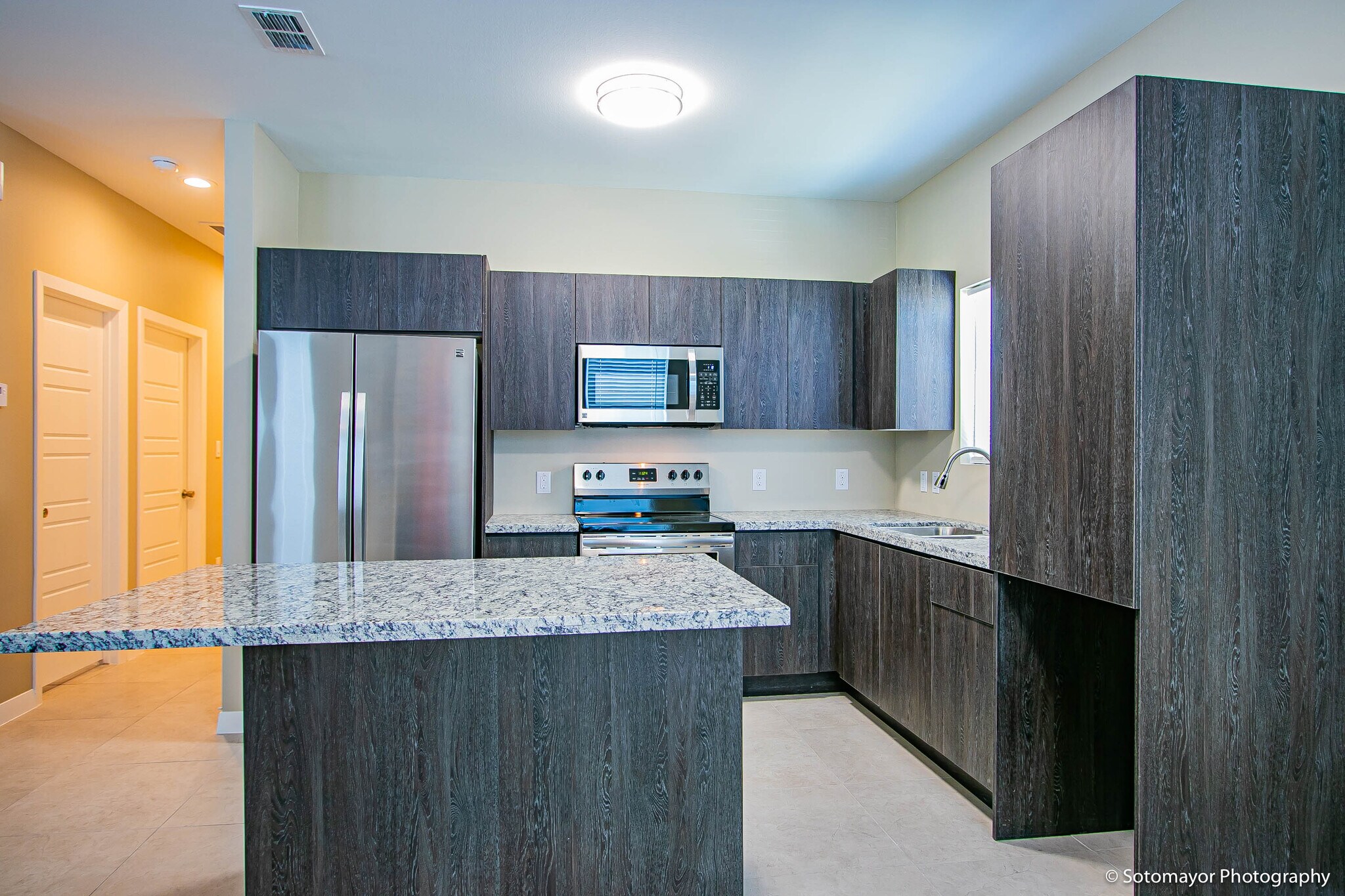 Building Photo - 3424 Golden Nugget