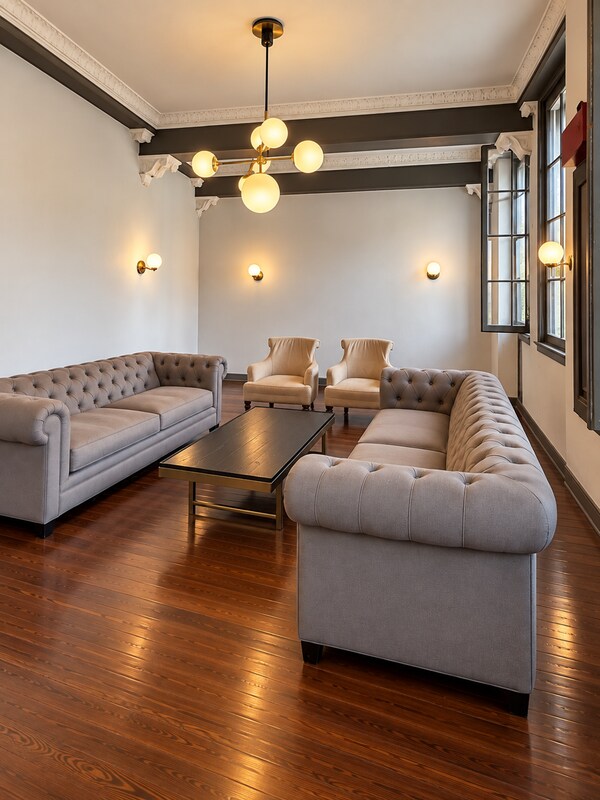 Building Photo - 326 Normandie Ave