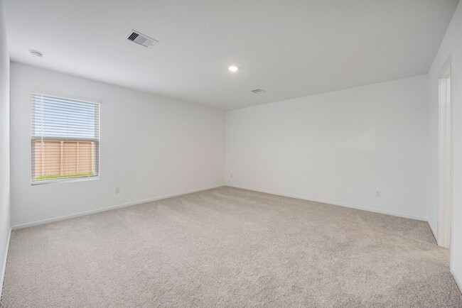 Building Photo - 25625 Rose Creek Dr