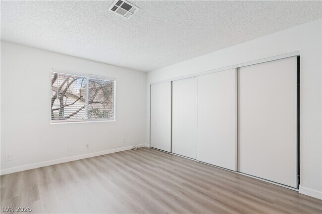 Building Photo - 1409 Cinder Rock Dr