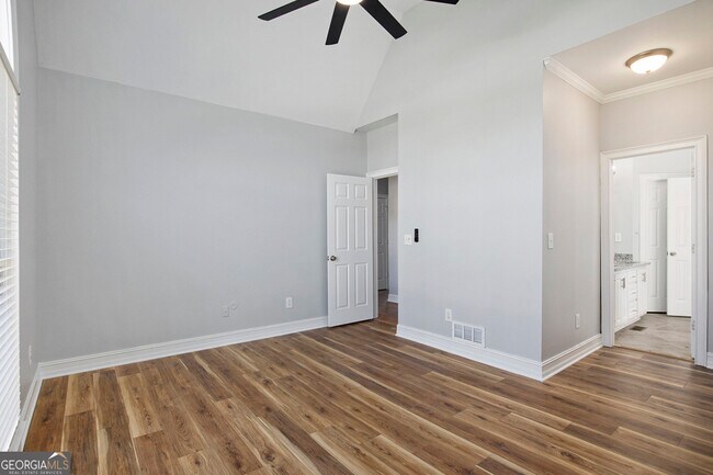 Building Photo - 2995 Wellbrook Dr