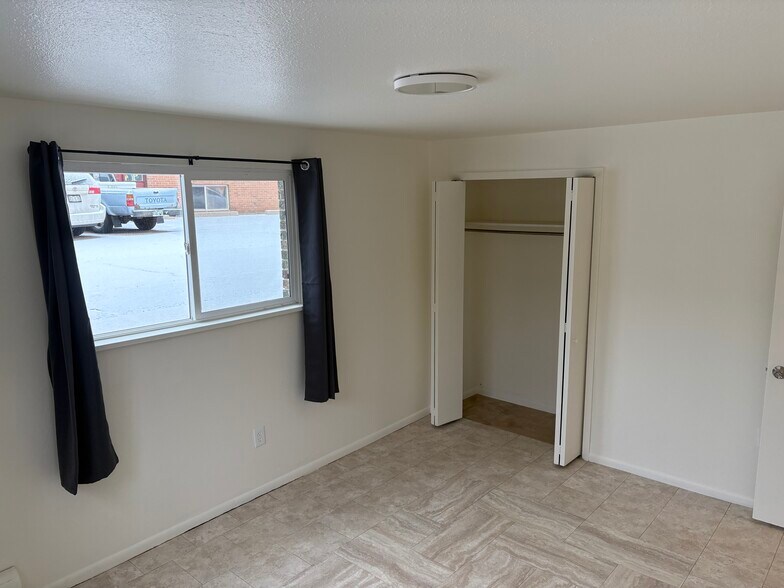 Building Photo - 4455 Independence St