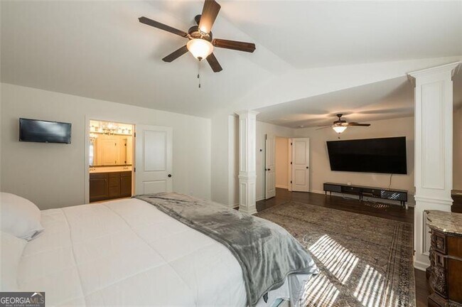 Building Photo - 2662 Stonekey Bend
