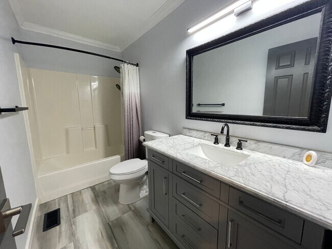 Building Photo - Shelby Township Custom Ranch, 3 or 4 Bedro...