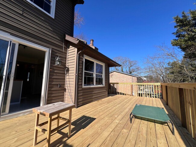 Building Photo - 116 Ridgeley Rd