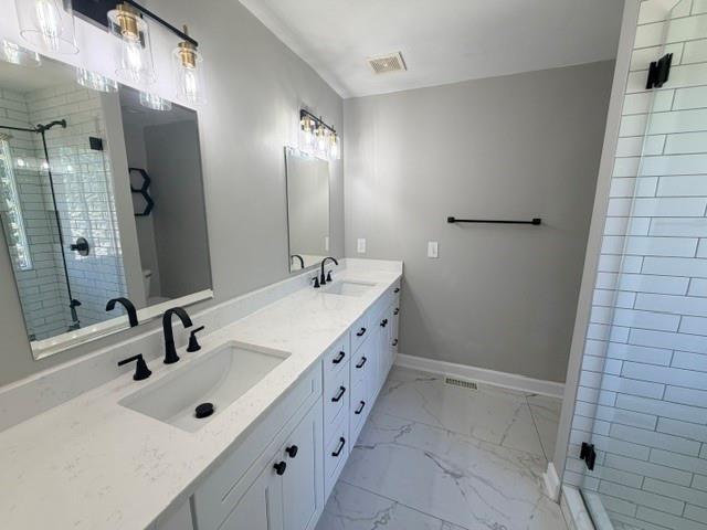 Building Photo - 2627 Lone Oak Trail