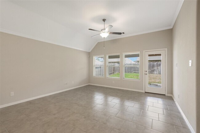Building Photo - 2939 Twin Cove Ct