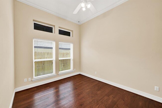 Building Photo - 4317 Willowbend Blvd