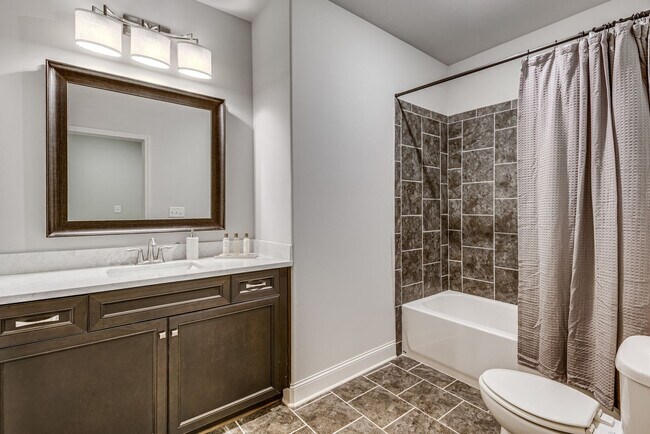 Building Photo - 6275 Bellmoore Park Ln