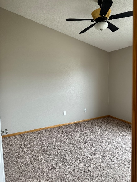 Building Photo - 3032 SW Arlan Ln
