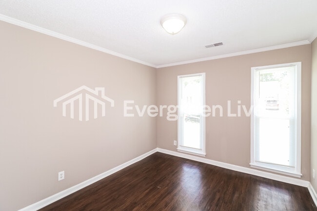 Building Photo - 4124 Glenroy Dr