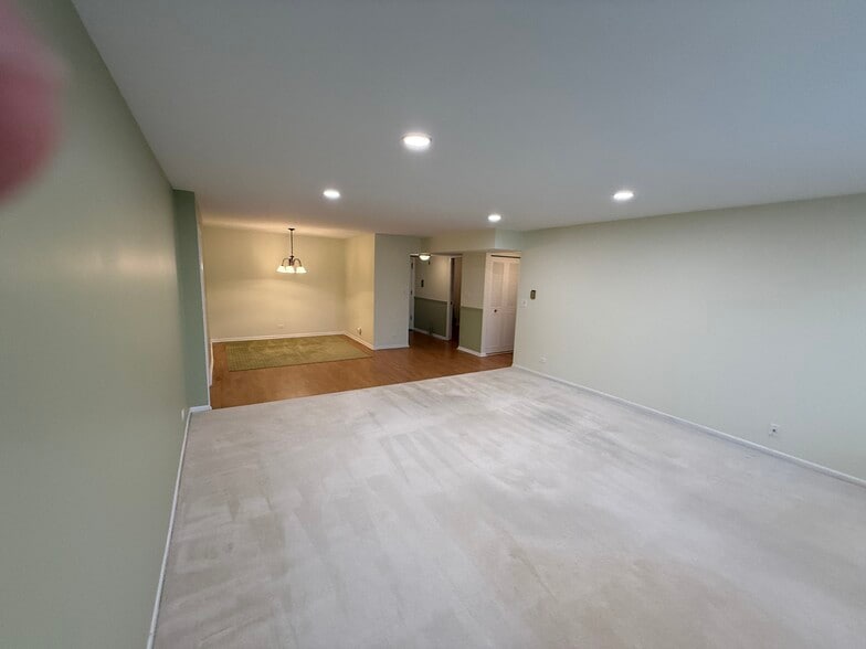 Living Room - 110 S Dunton Ave