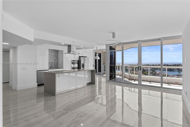 Building Photo - 21055 Yacht Club Dr