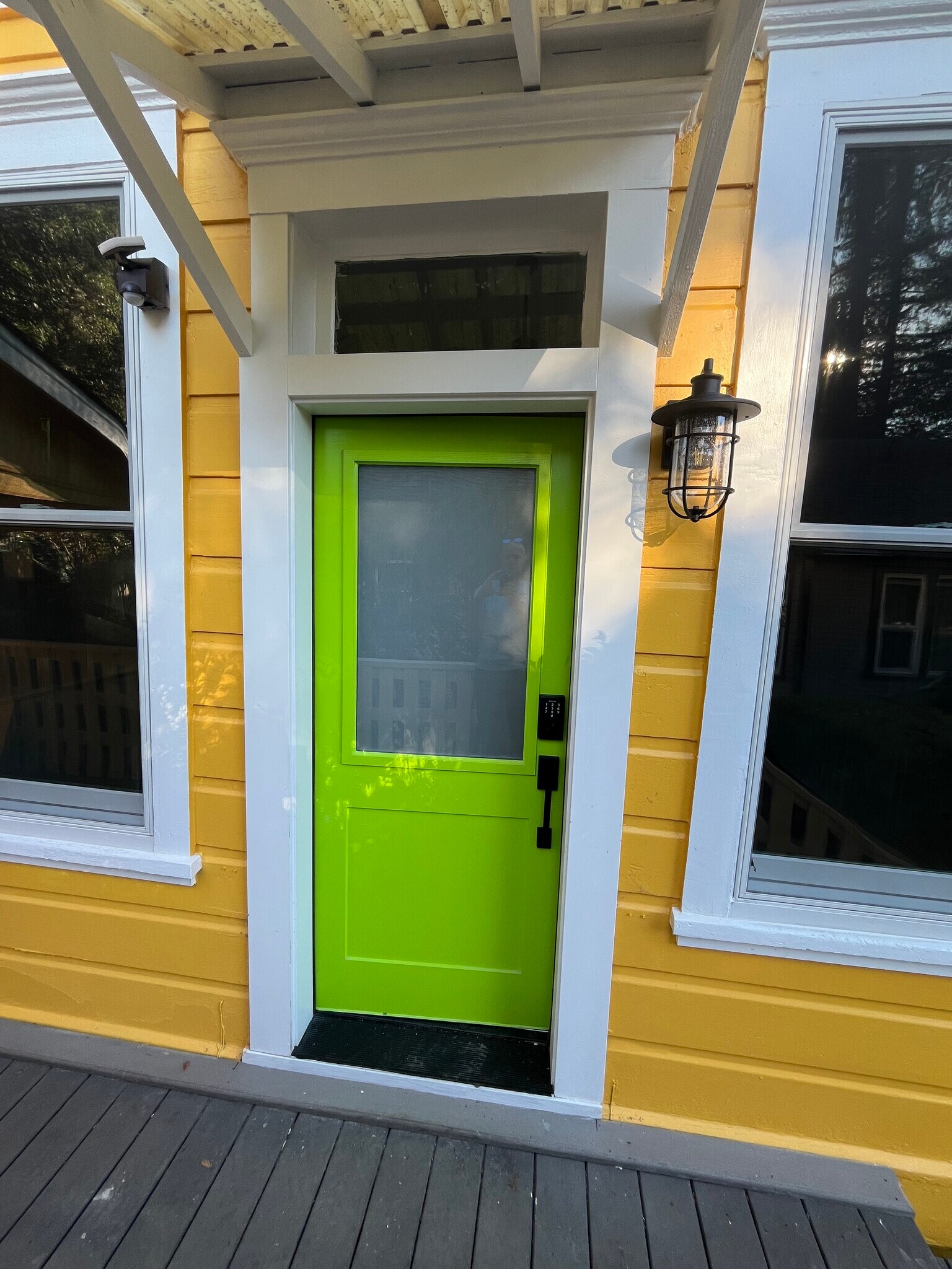 Building Photo - 663 Tupper St