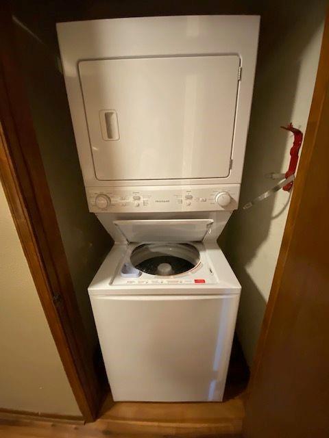 Building Photo - 776 N Storer Ave