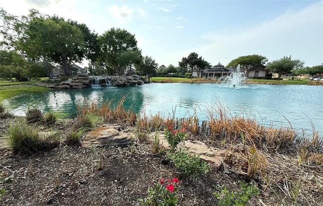 Building Photo - 26430 Richwood Oaks Dr