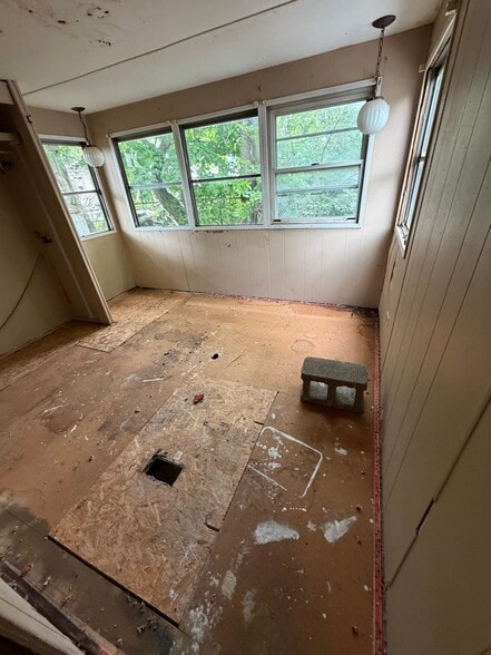 Building Photo - 1425 Wanna Dr