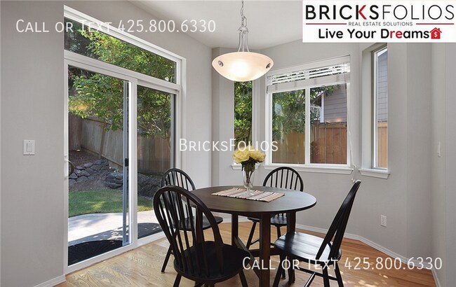 Building Photo - Welcoming Home in Bothell, Ideal for Relax...