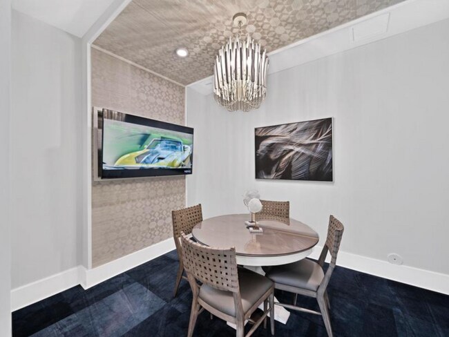 Building Photo - 8450 NW 102nd Ave