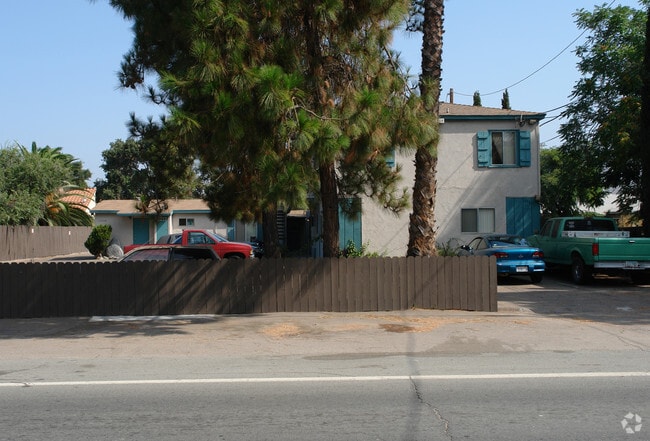 Building Photo - 12560 Laurel St