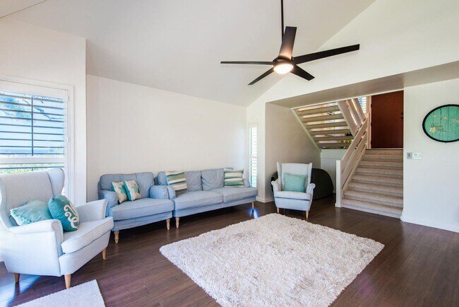 Building Photo - Bluestone - Furnished 3BR/3BA