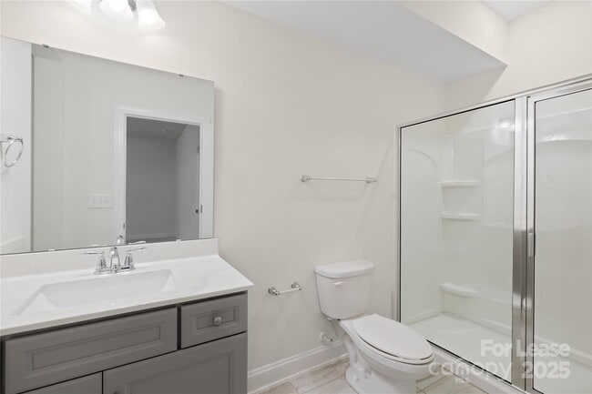 Building Photo - 2321 Creekmere Ln