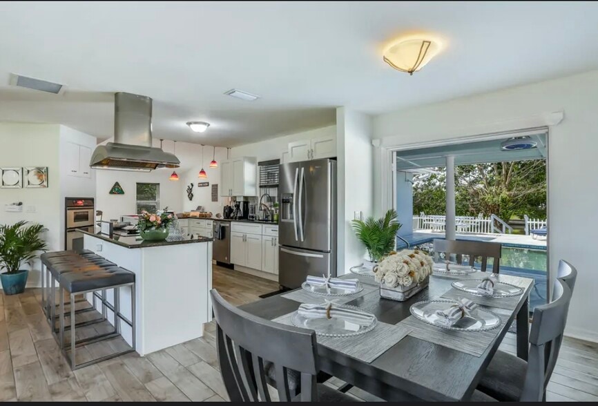 Building Photo - 1518 SE 32nd St